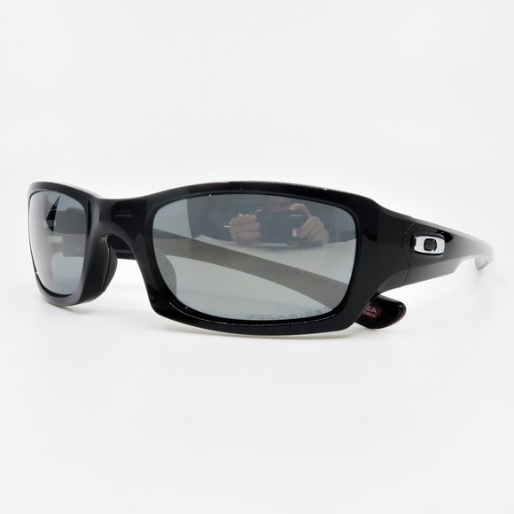 Oakley Other - Oakley OO 9238-06 Men's (4+1)2 Wrap Polarized